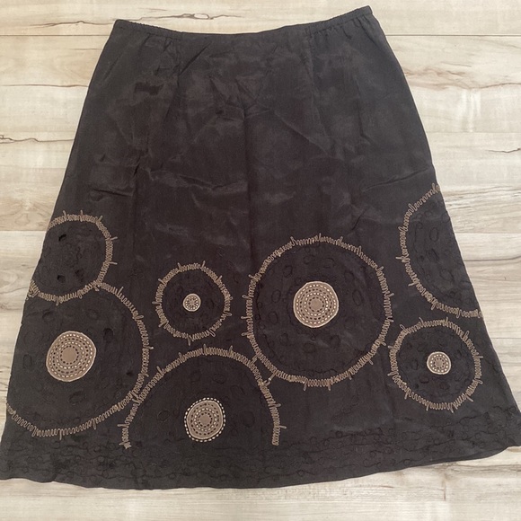 NWT Chico’s Circular Opulence Carabel Skirt In Fudge Size 1. (M/8) - Picture 5 of 9